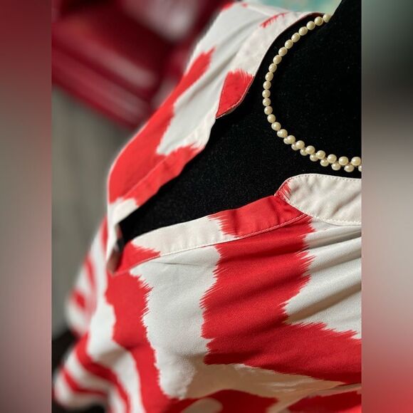 New Directions Orange & White Chevron V-neck Blouse Size Large EPC - Picture 1 of 6